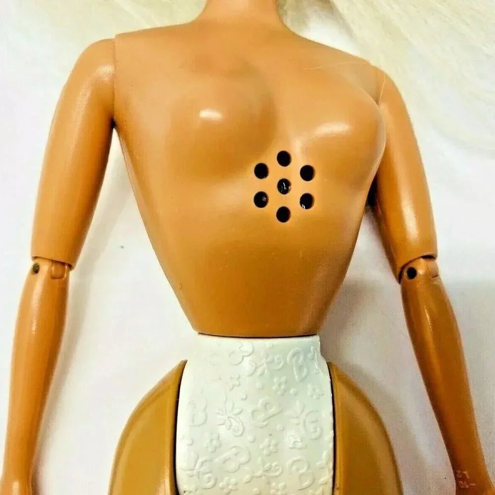 MATTEL BARBIE Doll Blonde Hair Blue Eyes Articulated Elbows Outfit 12